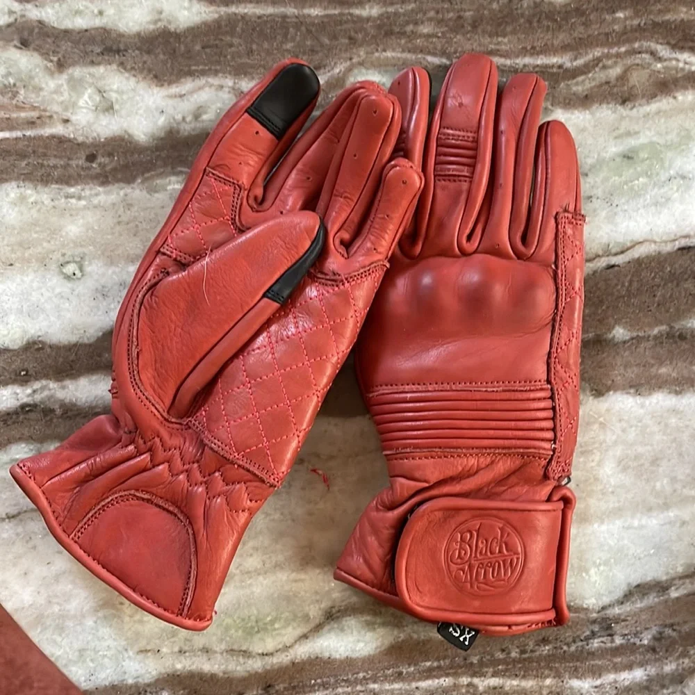 Queen Bee Motorcycle Gloves for Women by Black Arrow Moto